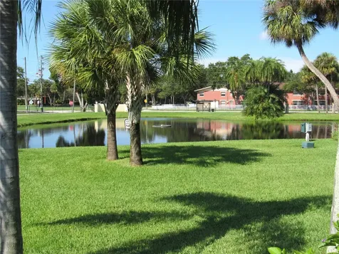 3001 58th Ave S Avenue S St Petersburg FL 33712