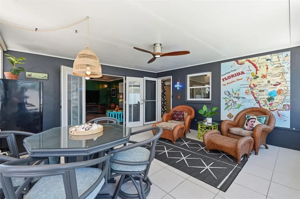 2095 Dolphin Boulevard S St Petersburg FL 33707