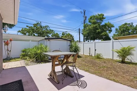 2095 Dolphin Boulevard S St Petersburg FL 33707