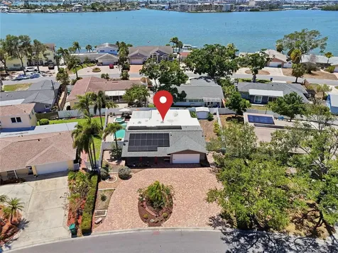 2095 Dolphin Boulevard S St Petersburg FL 33707