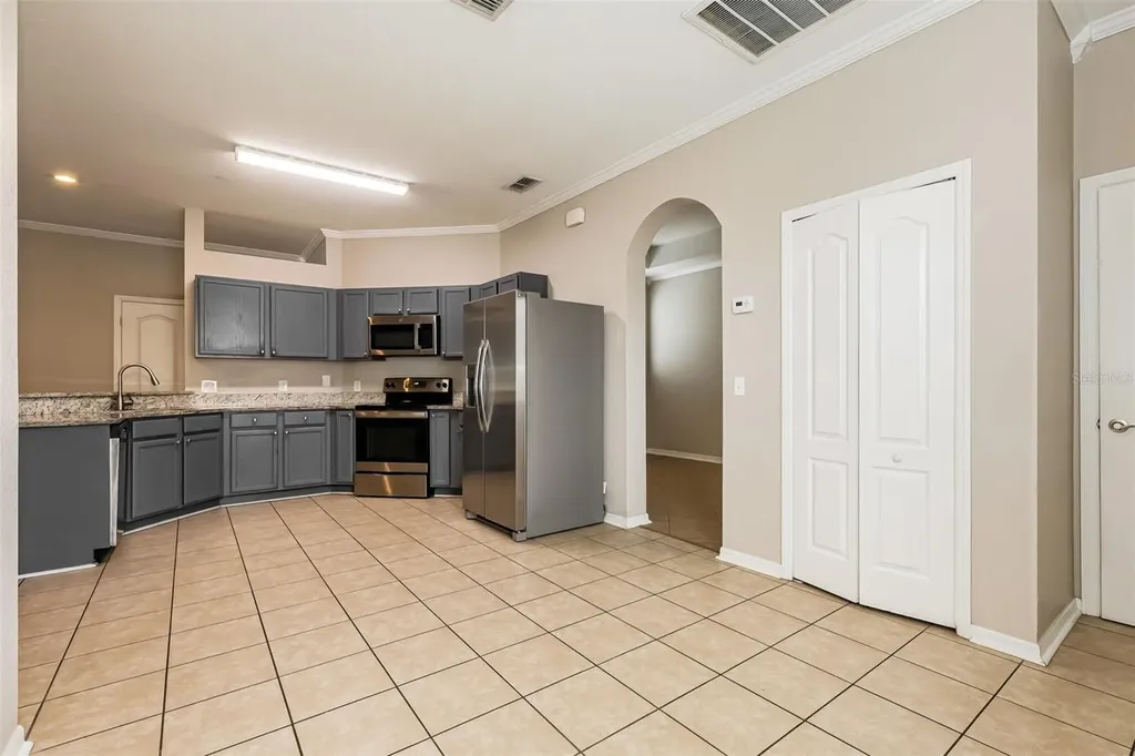 8130 Woodvine Circle Lakeland FL 33810