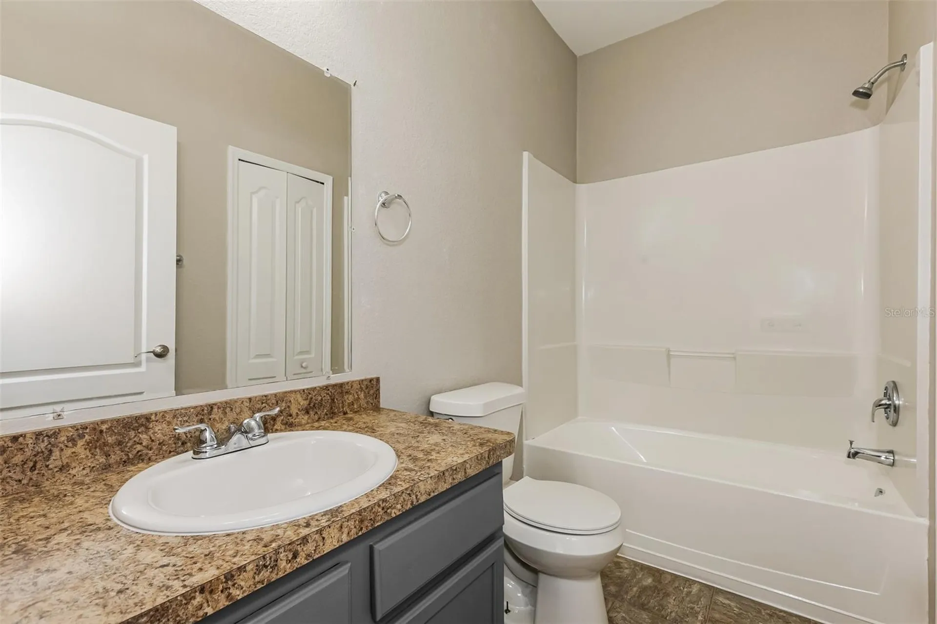 8130 Woodvine Circle Lakeland FL 33810