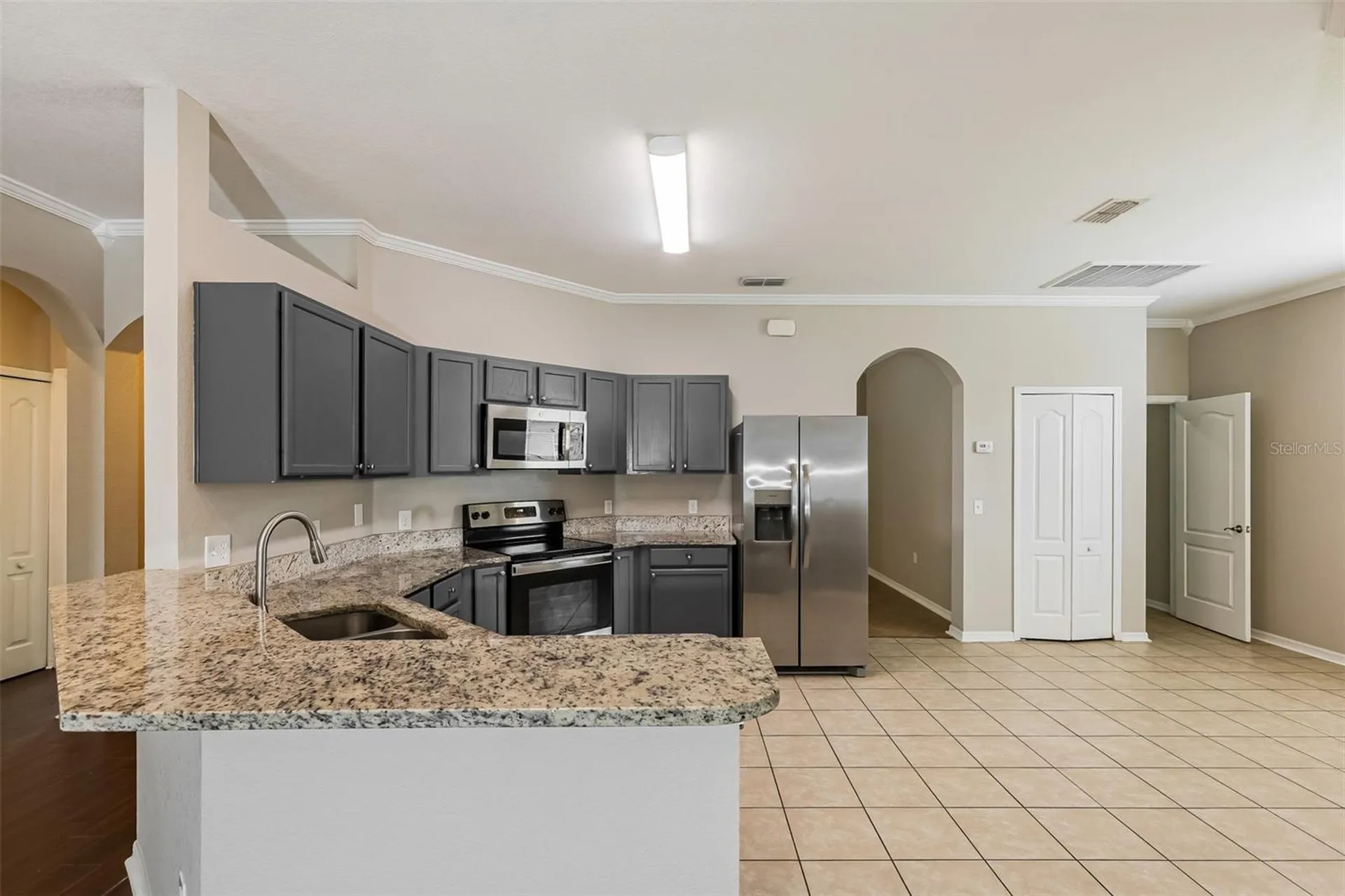 8130 Woodvine Circle Lakeland FL 33810