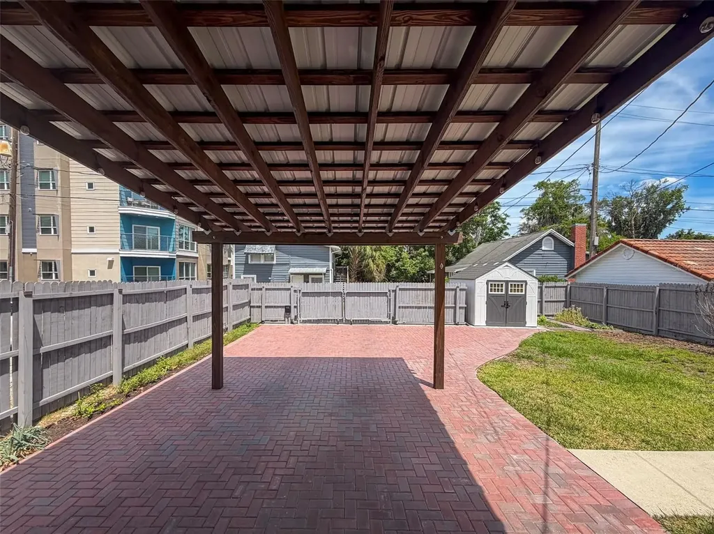 417 SW 10th Street Gainesville FL 32601