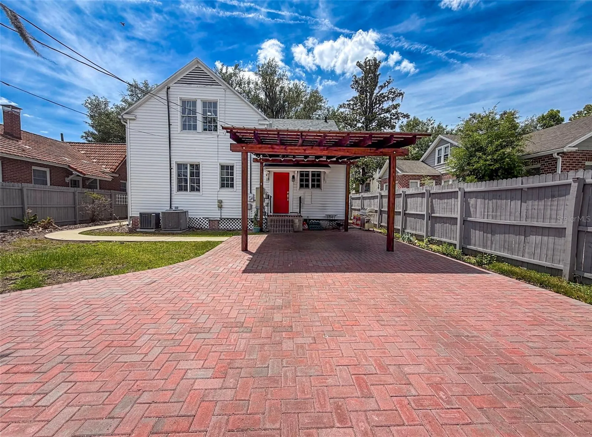 417 SW 10th Street Gainesville FL 32601