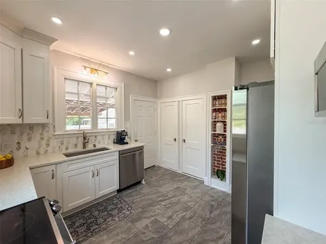 417 SW 10th Street Gainesville FL 32601