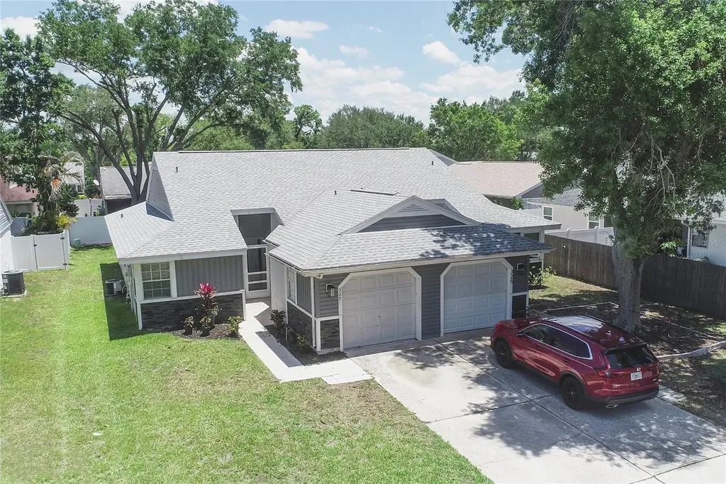 327 Phlox Drive Palm Harbor FL 34684