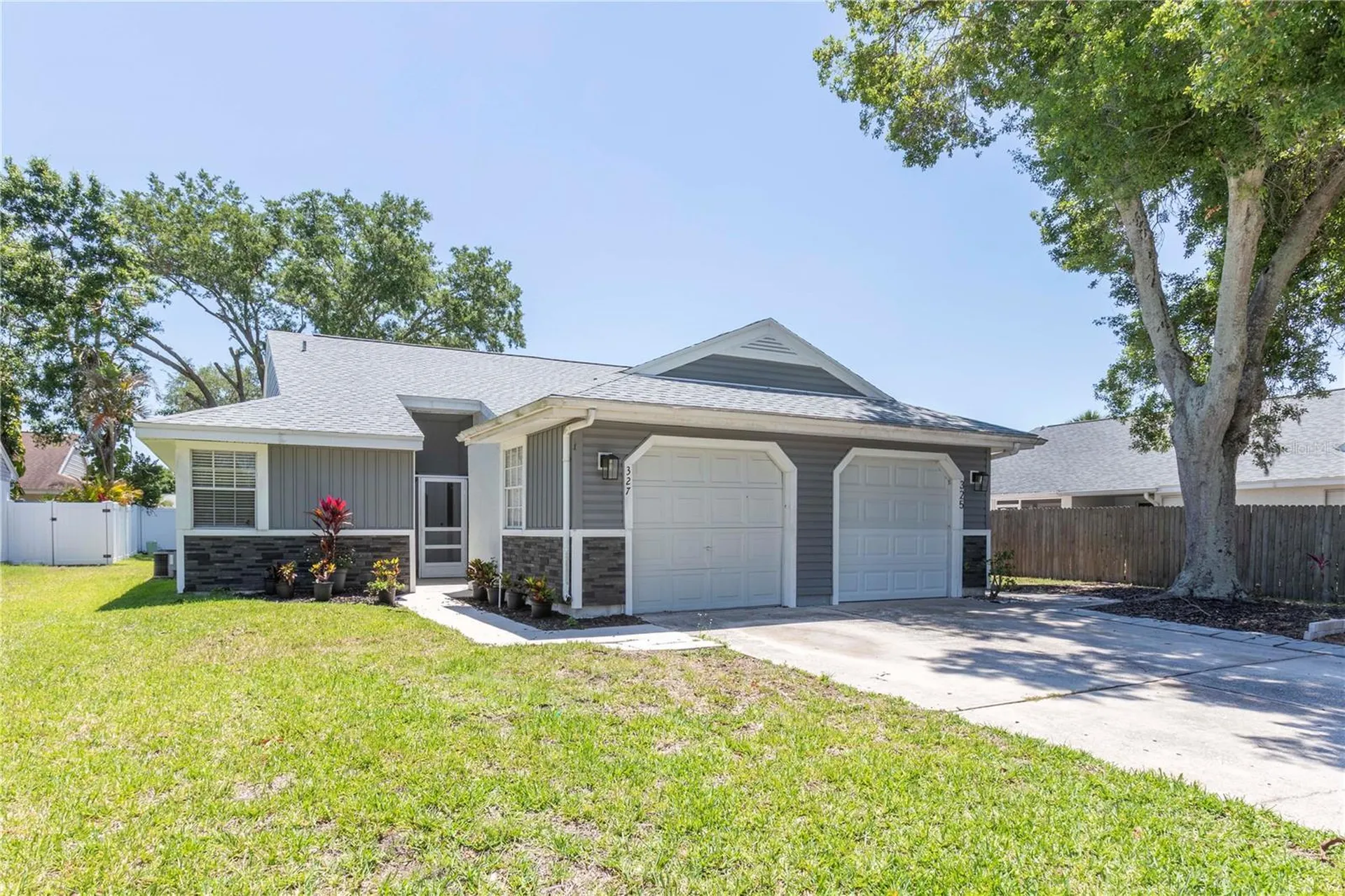 327 Phlox Drive Palm Harbor FL 34684