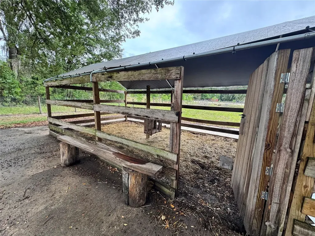 16051 NE 71st Street Williston FL 32696