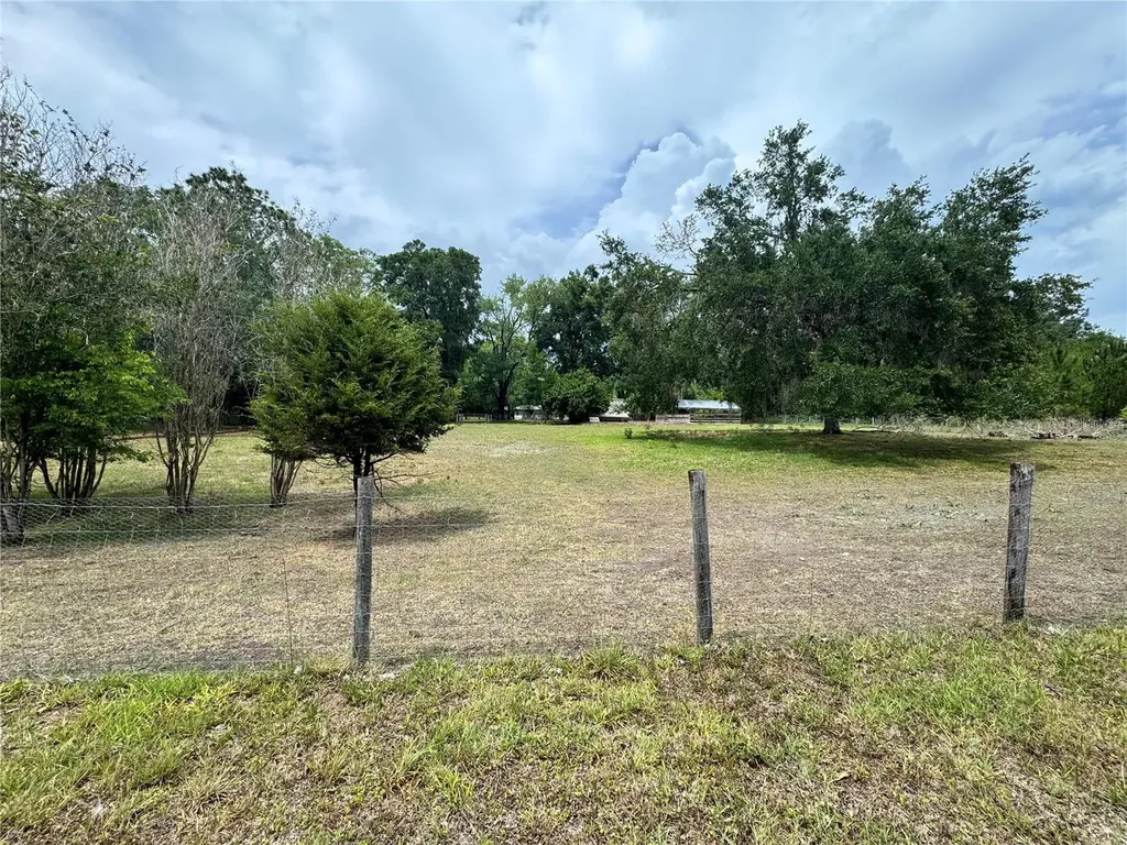 16051 NE 71st Street Williston FL 32696
