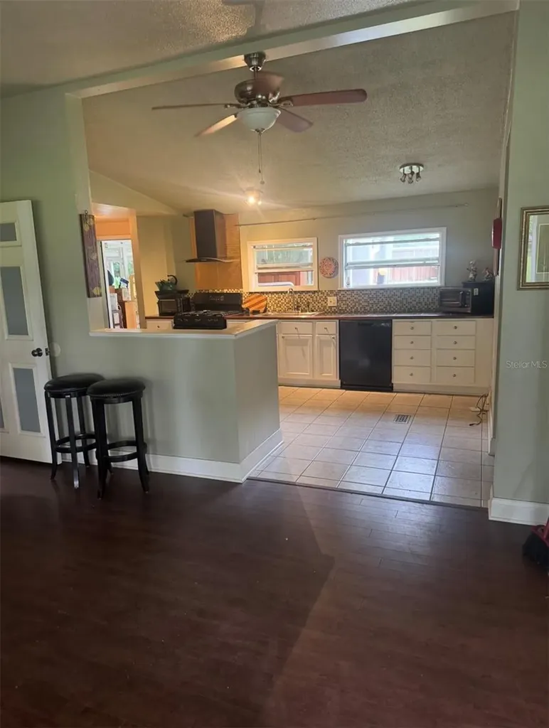 16051 NE 71st Street Williston FL 32696