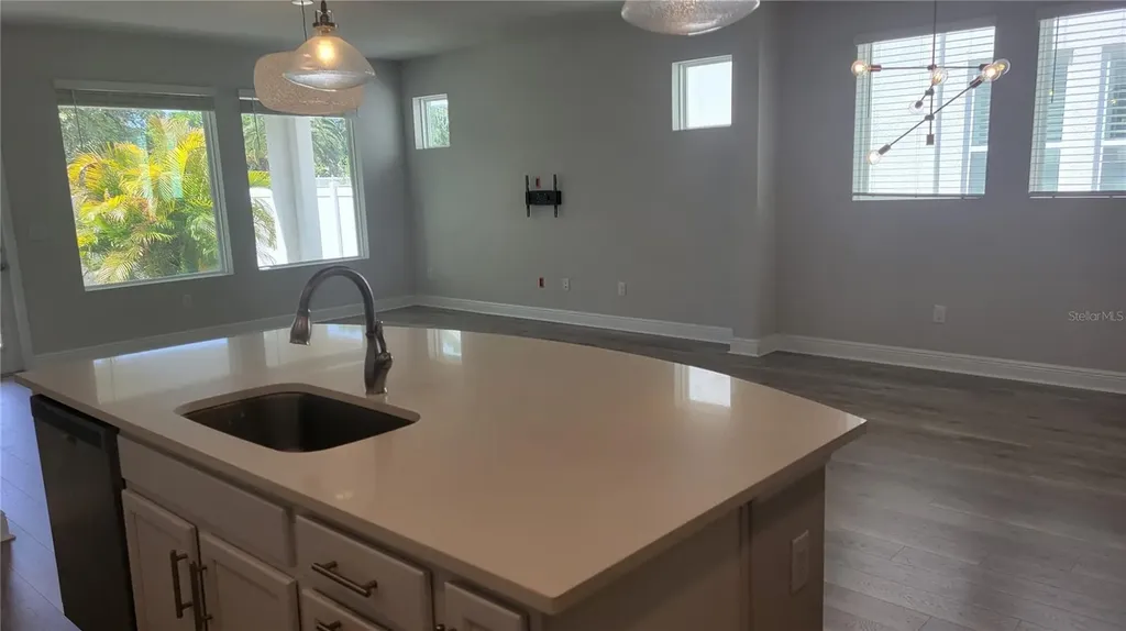 5534 Spanish Moss Cove Bradenton FL 34203