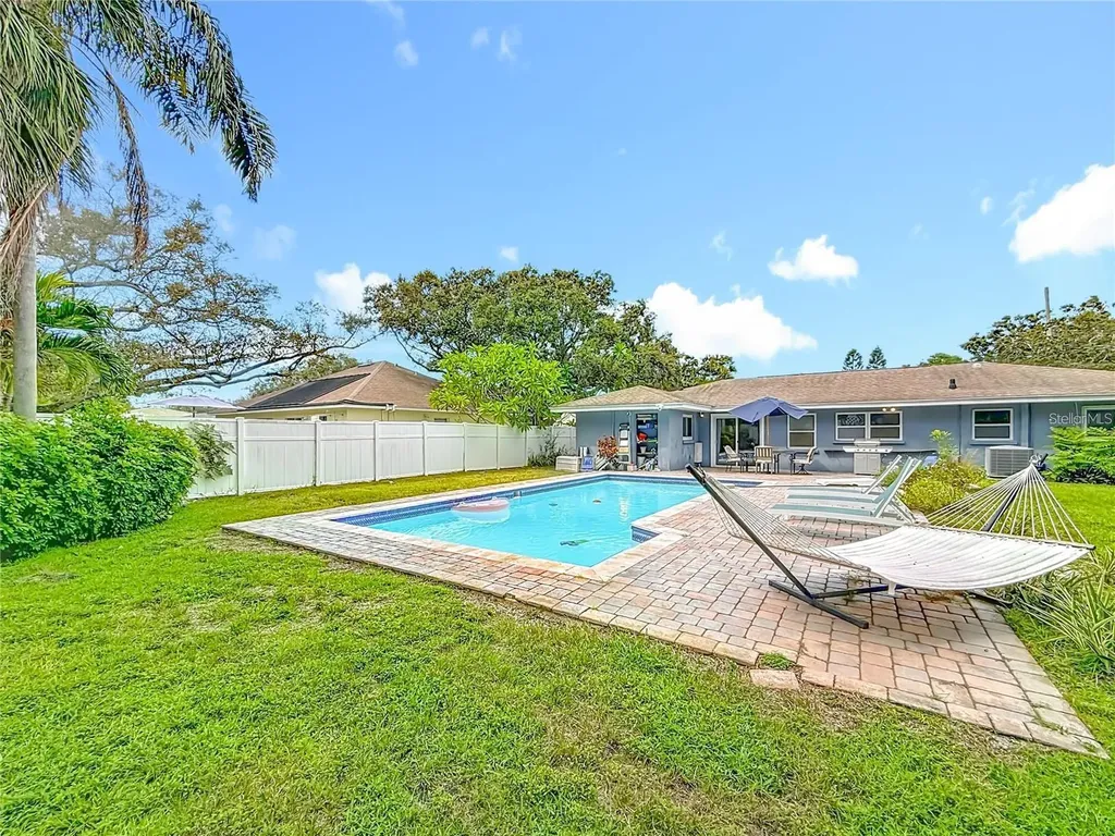 14626 Wildwood Drive Largo FL 33774