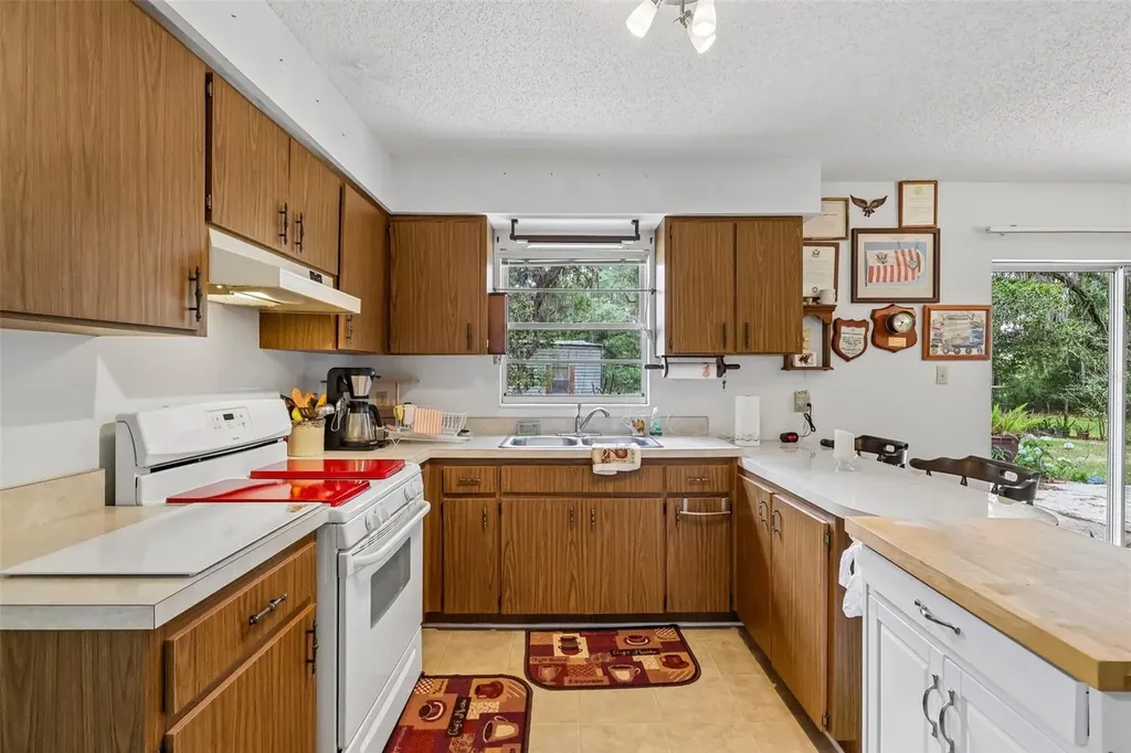 774 SE 116th Lane Webster FL 33597