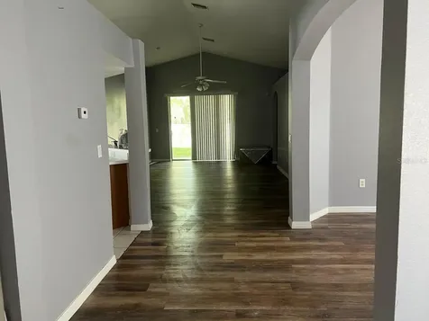 2205 Roanoke Springs Drive Ruskin FL 33570
