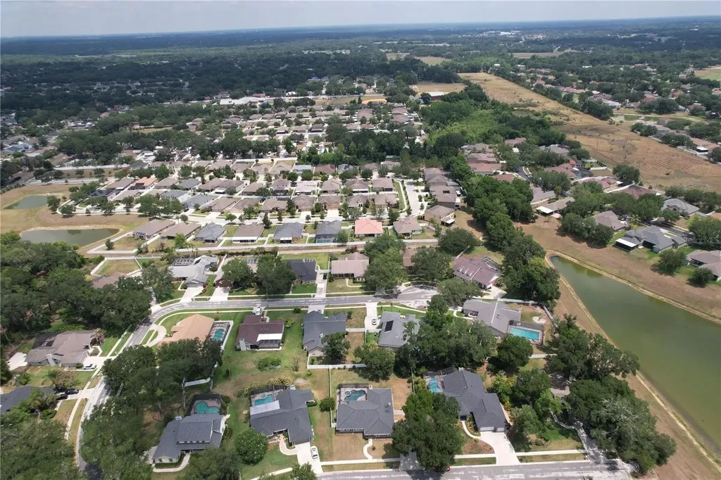 2210 Arbor Oaks Drive Valrico FL 33594