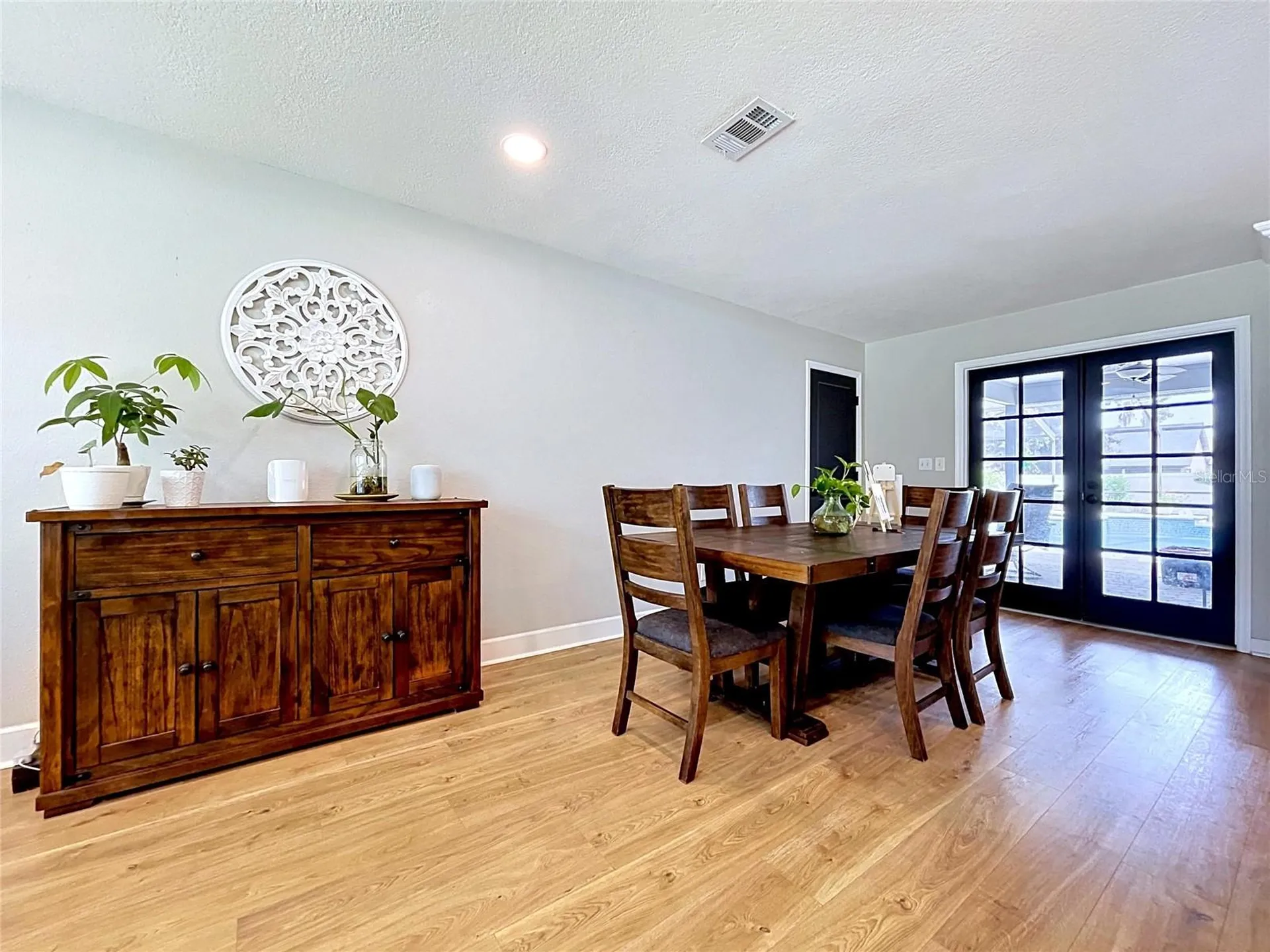 2210 Arbor Oaks Drive Valrico FL 33594