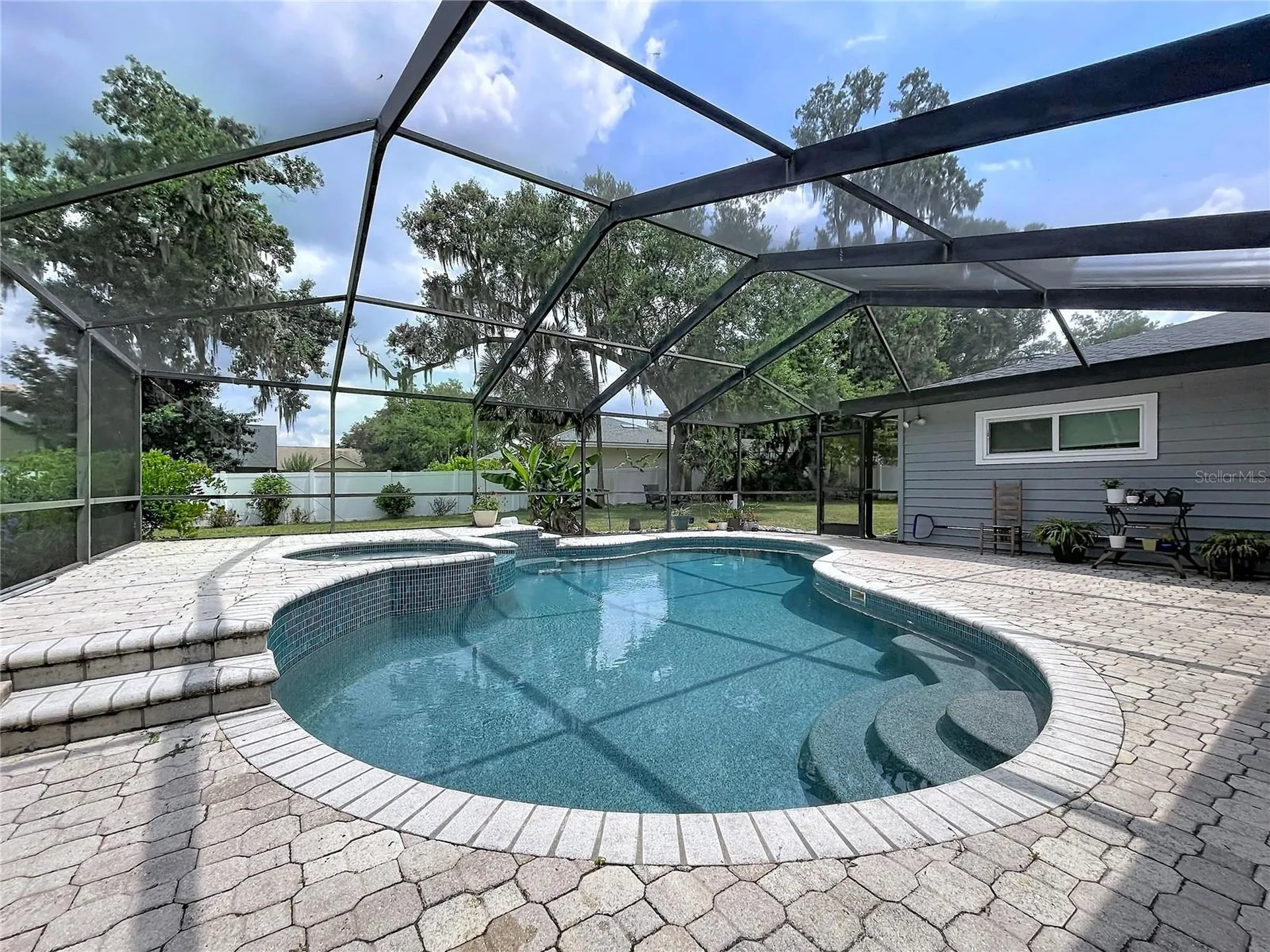 2210 Arbor Oaks Drive Valrico FL 33594