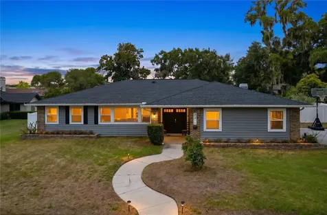 2210 Arbor Oaks Drive Valrico FL 33594