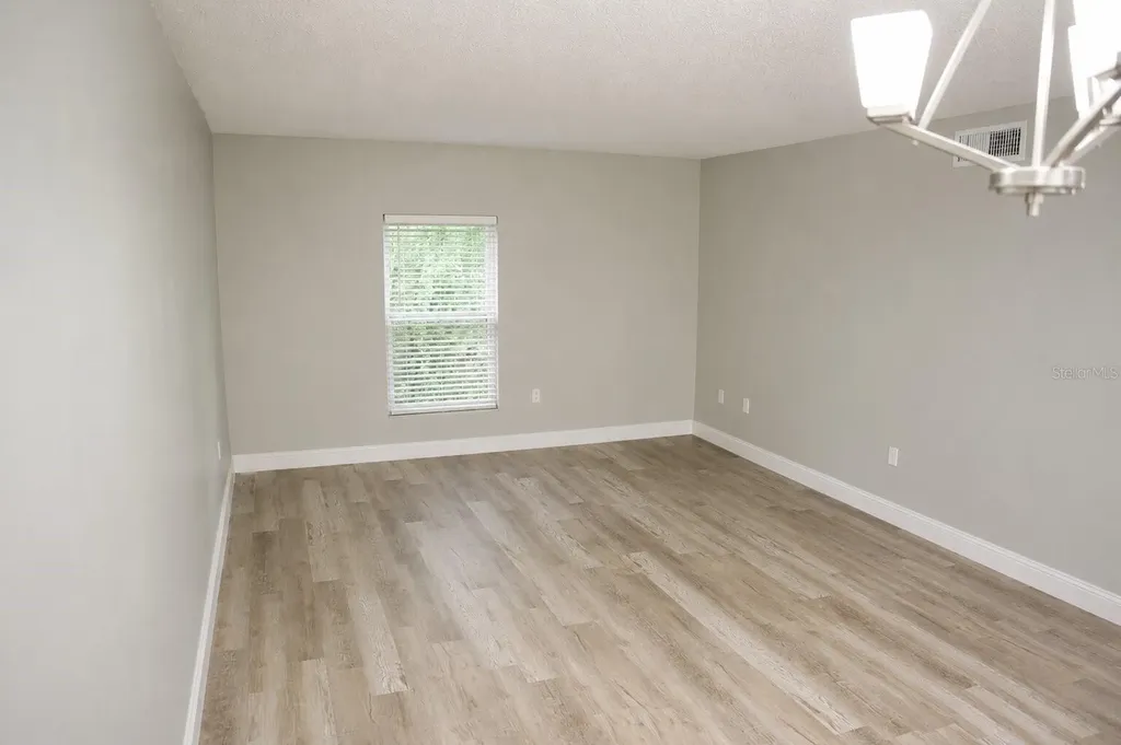 165 Picardy Villa Circle Brandon FL 33510
