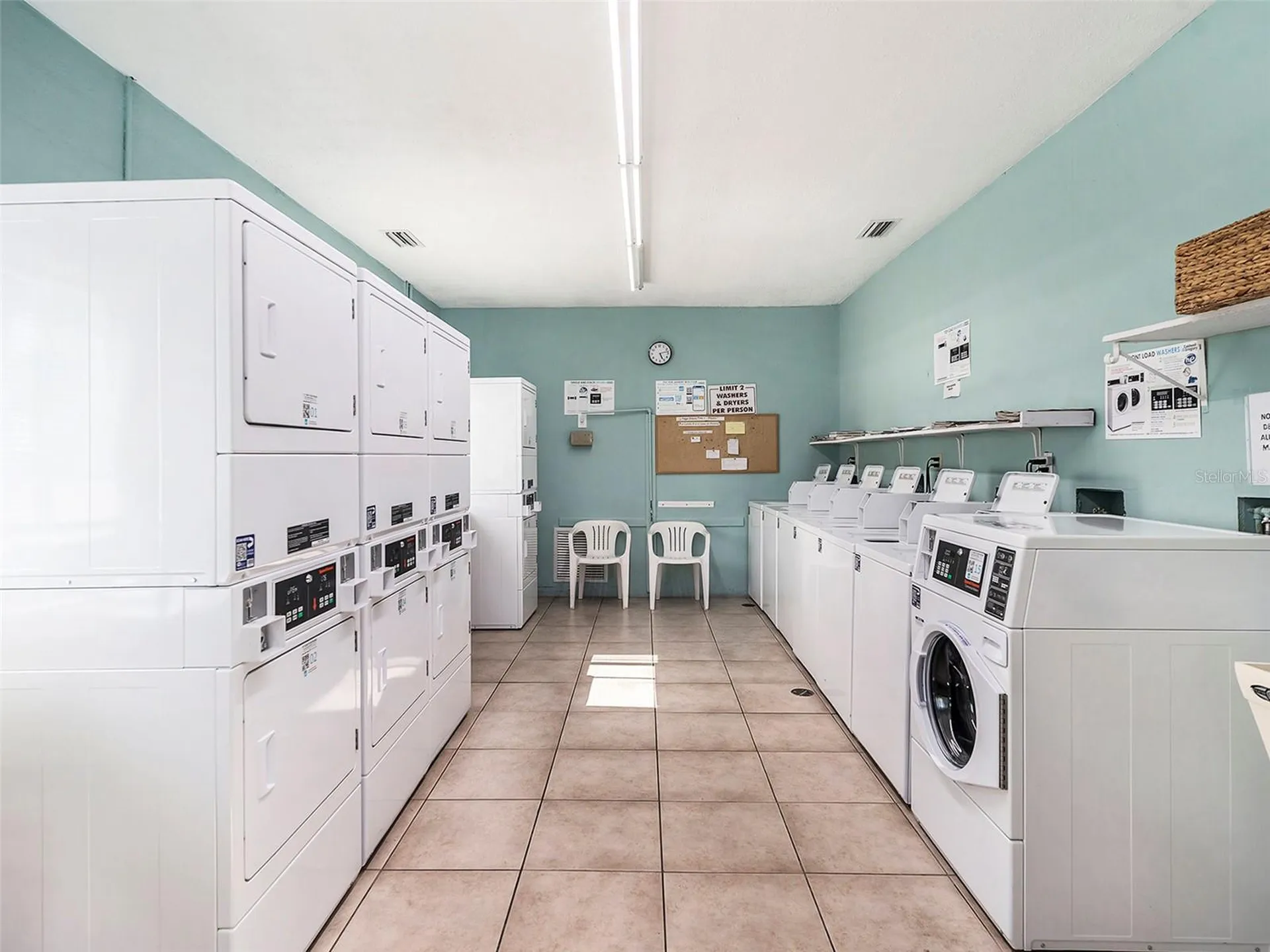 1859 Restful Drive Bradenton FL 34207