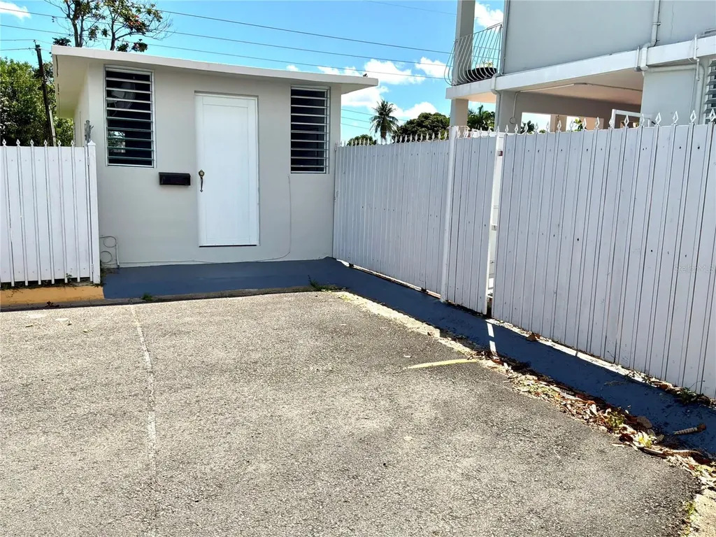 312 Loiza Las Cumbres #ii San Juan PR 00926