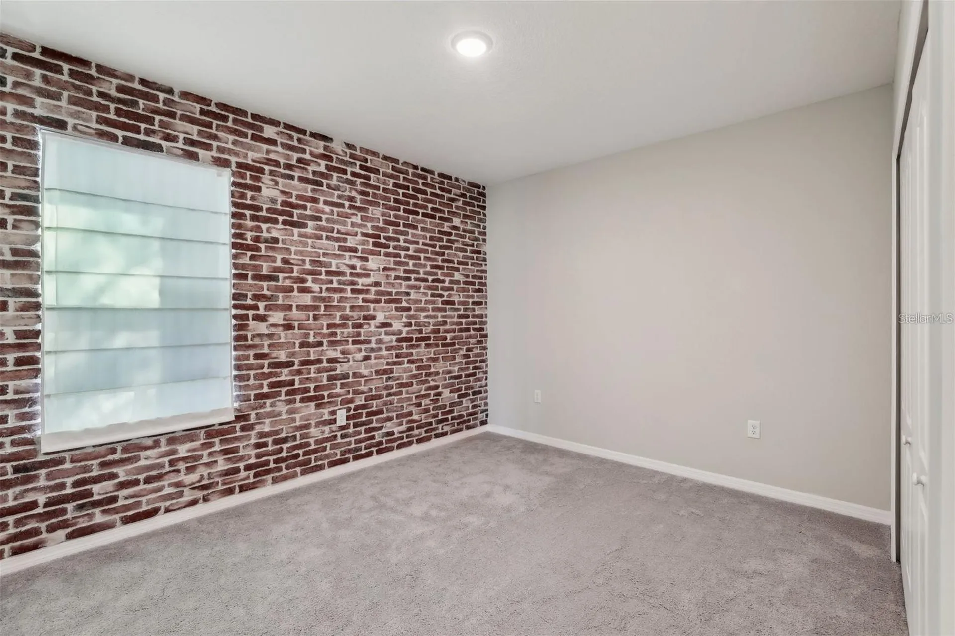 2410 Park Avenue Indian Lake Estates FL 33855