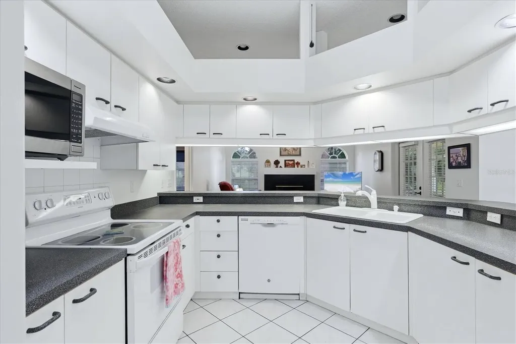 3510 Crystal Lakes Court Sarasota FL 34235