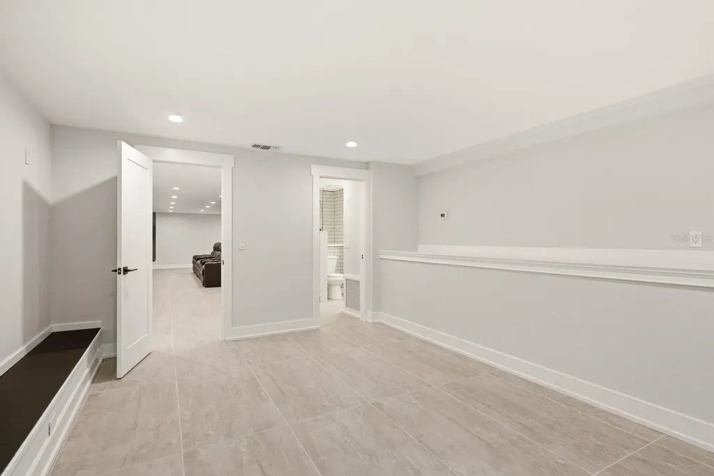 877 Cypress Lakeview Court Tarpon Springs FL 34688