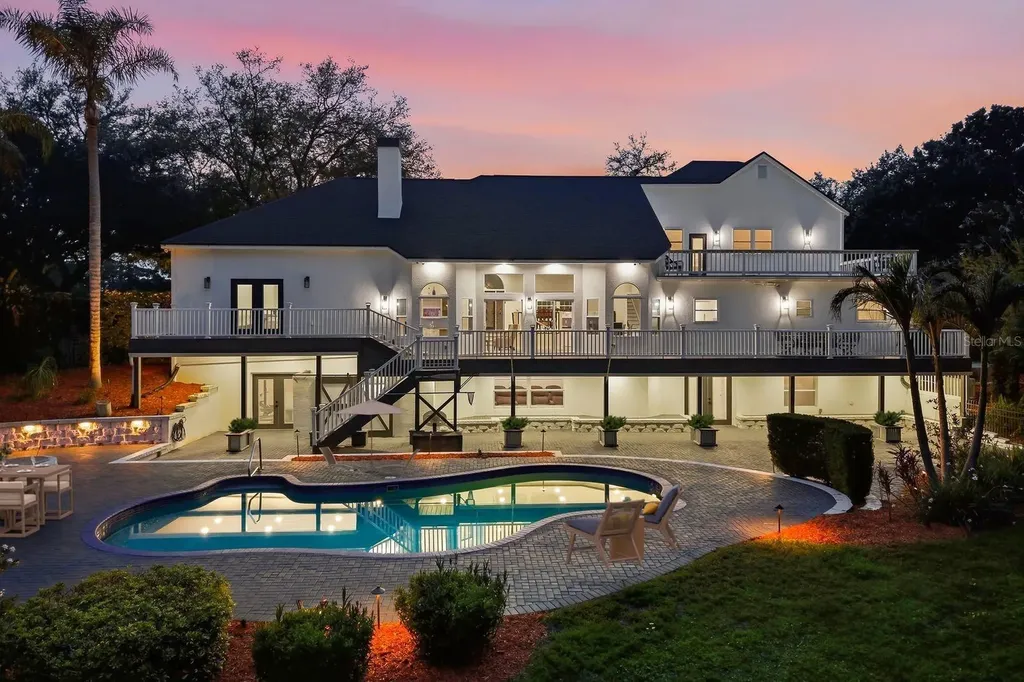 877 Cypress Lakeview Court Tarpon Springs FL 34688