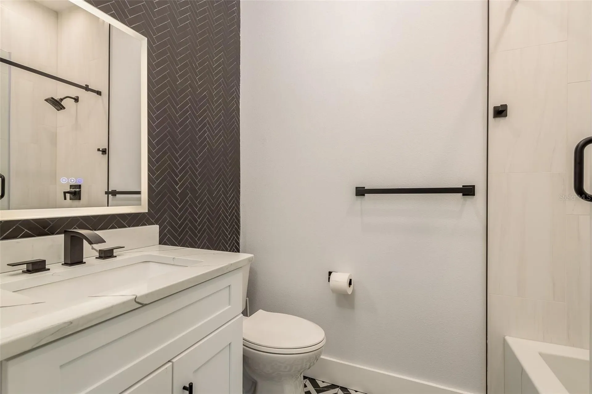 877 Cypress Lakeview Court Tarpon Springs FL 34688