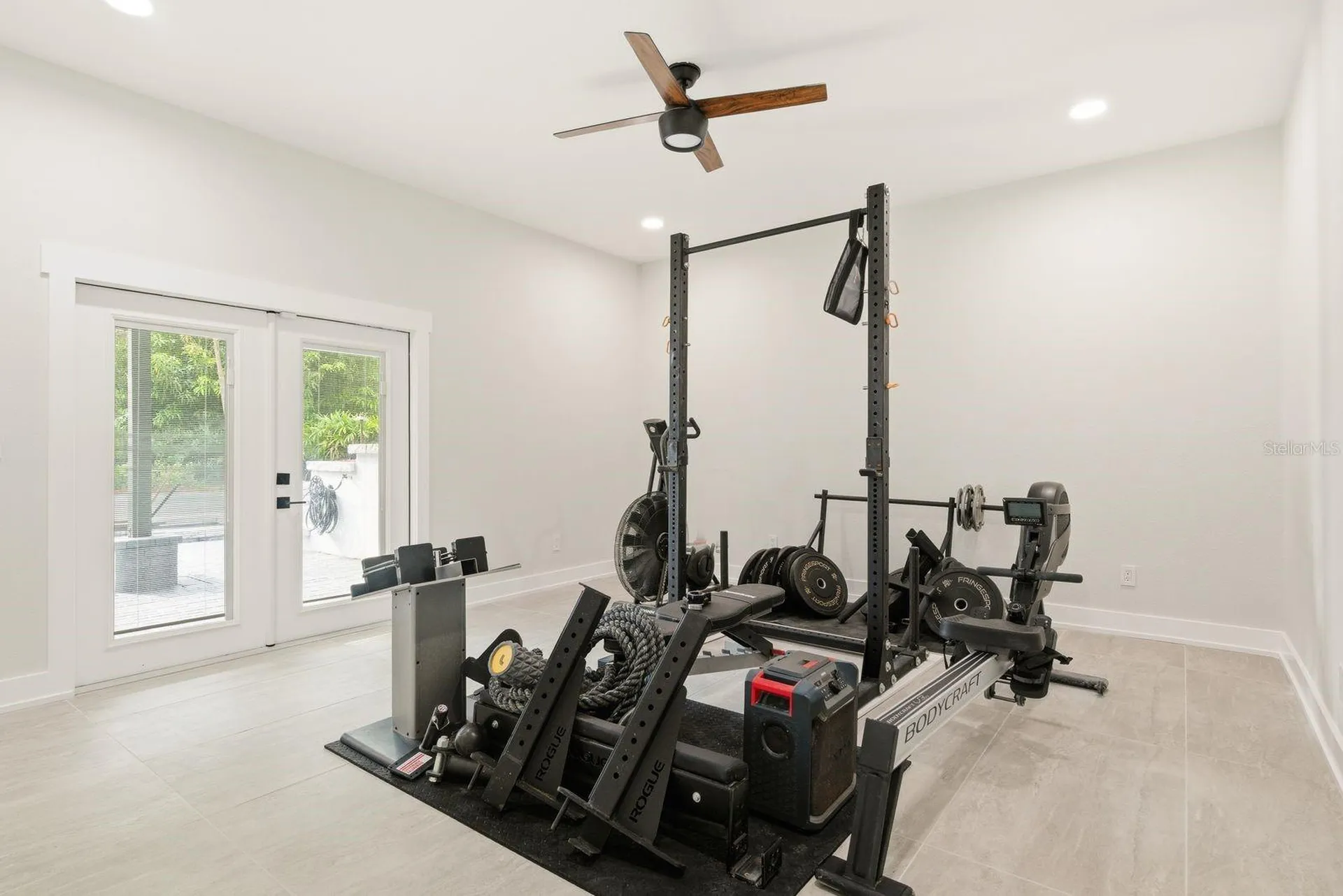 877 Cypress Lakeview Court Tarpon Springs FL 34688