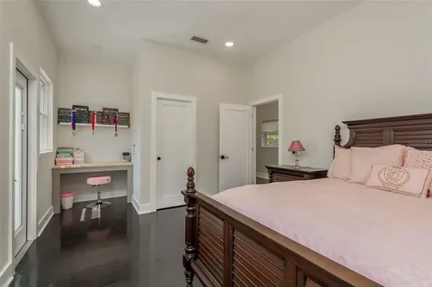 877 Cypress Lakeview Court Tarpon Springs FL 34688