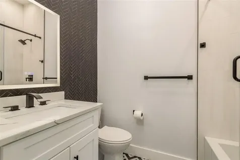 877 Cypress Lakeview Court Tarpon Springs FL 34688