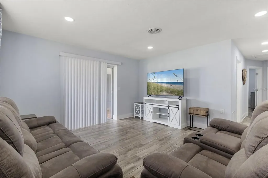 112 Rose Street Venice FL 34293