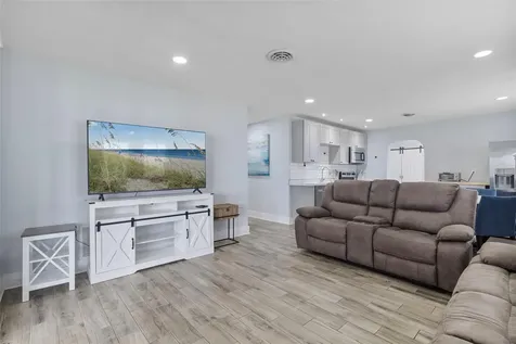112 Rose Street Venice FL 34293