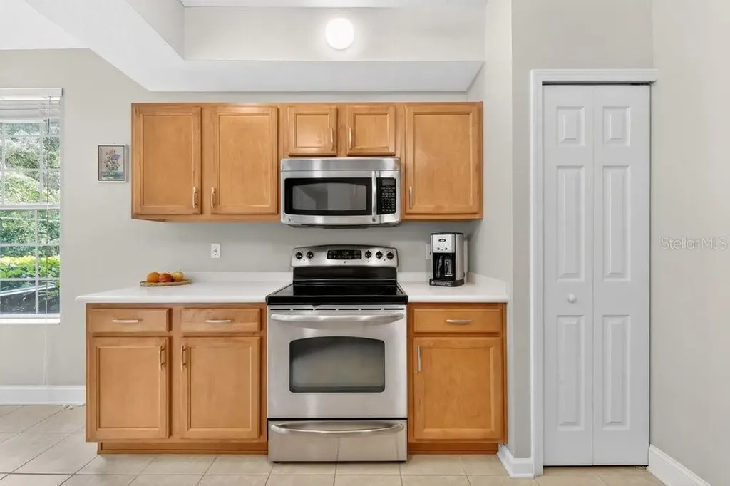 812 Lantern Way Clearwater FL 33765