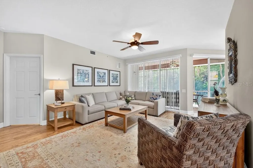 812 Lantern Way Clearwater FL 33765