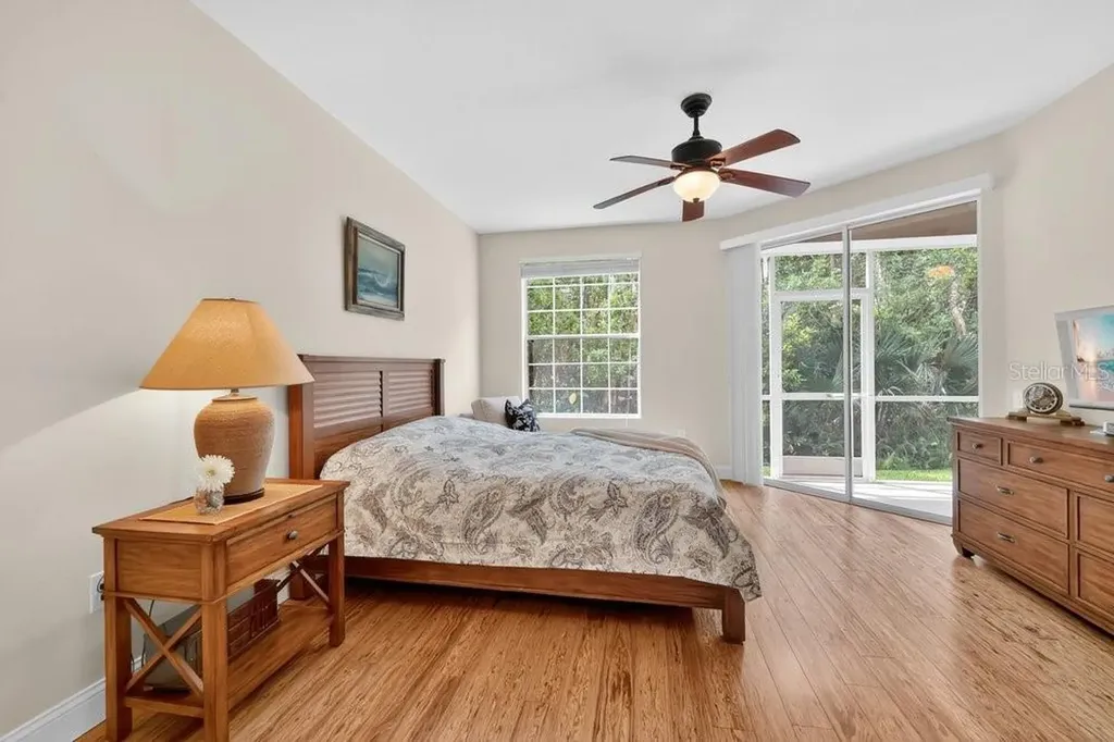 812 Lantern Way Clearwater FL 33765