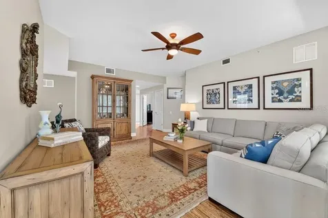 812 Lantern Way Clearwater FL 33765