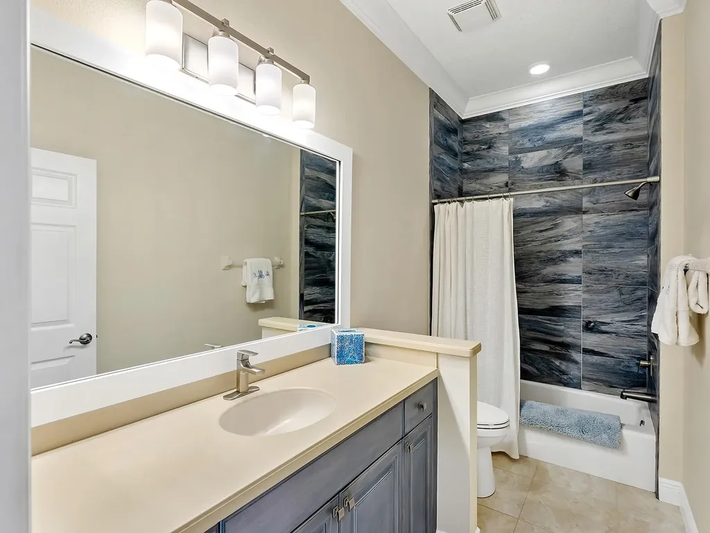 7210 Lake Forest Glen Lakewood Ranch FL 34202