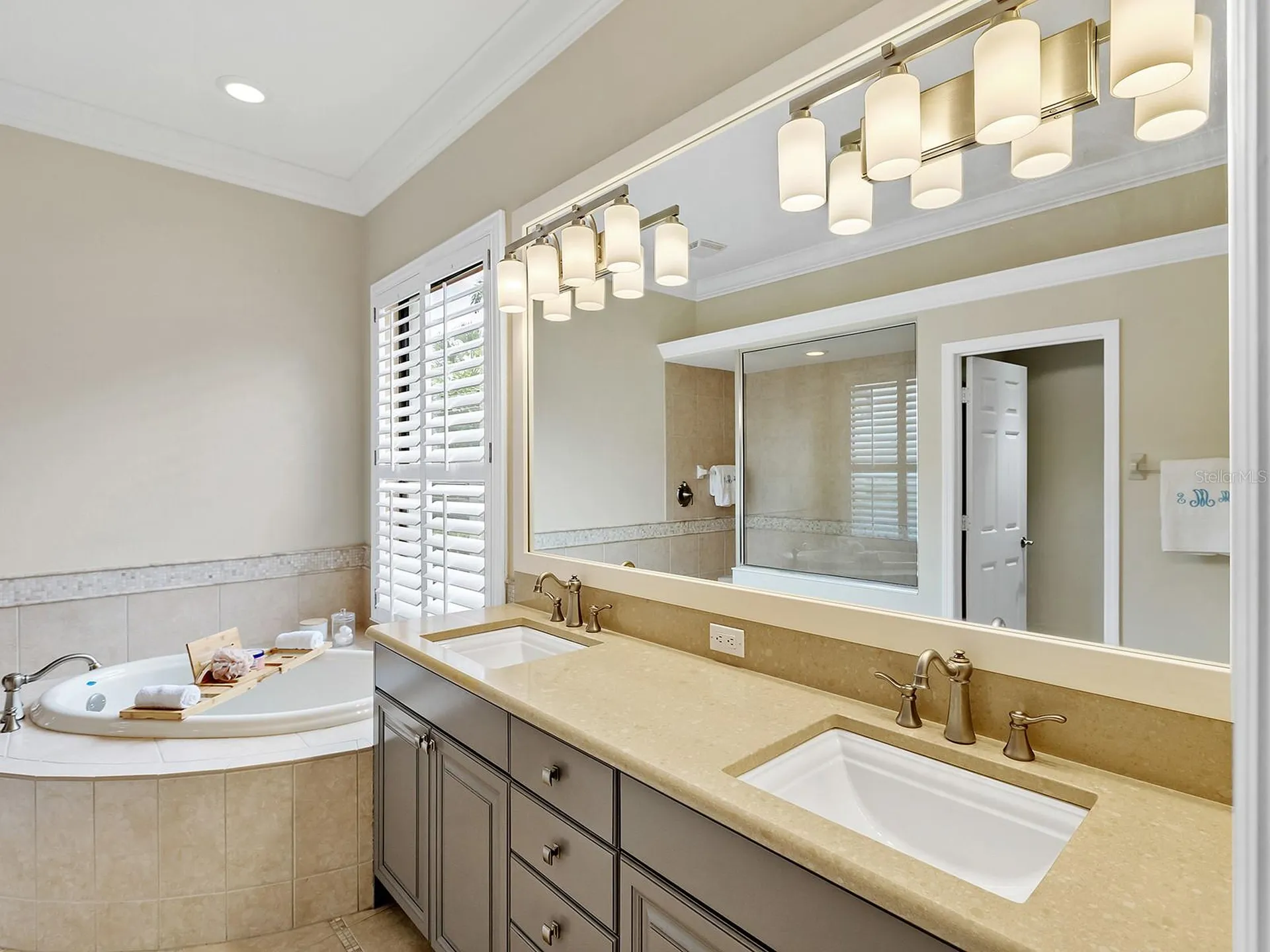 7210 Lake Forest Glen Lakewood Ranch FL 34202