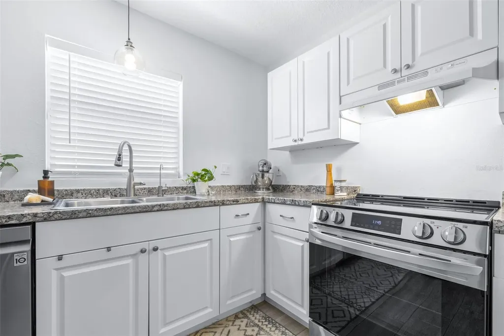 11147 Longhill Drive N Pinellas Park FL 33782