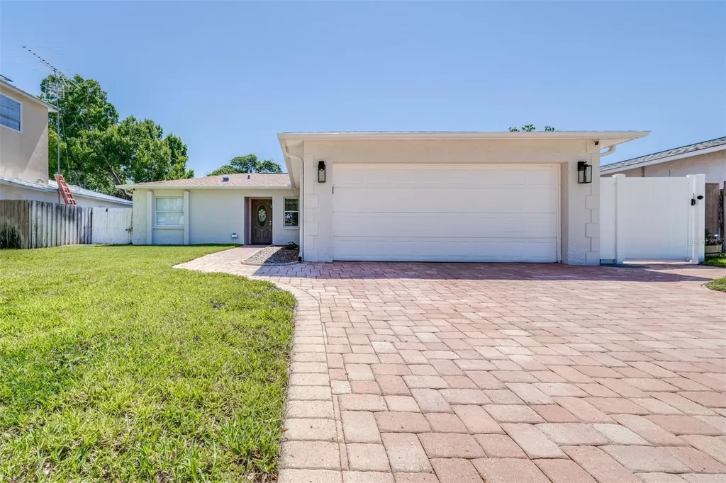 11147 Longhill Drive N Pinellas Park FL 33782