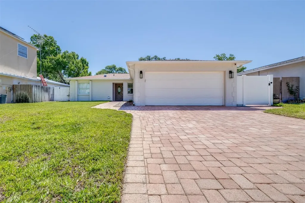 11147 Longhill Drive N Pinellas Park FL 33782