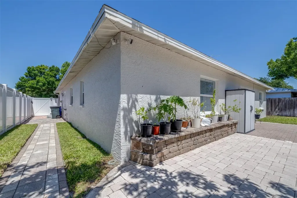 11147 Longhill Drive N Pinellas Park FL 33782