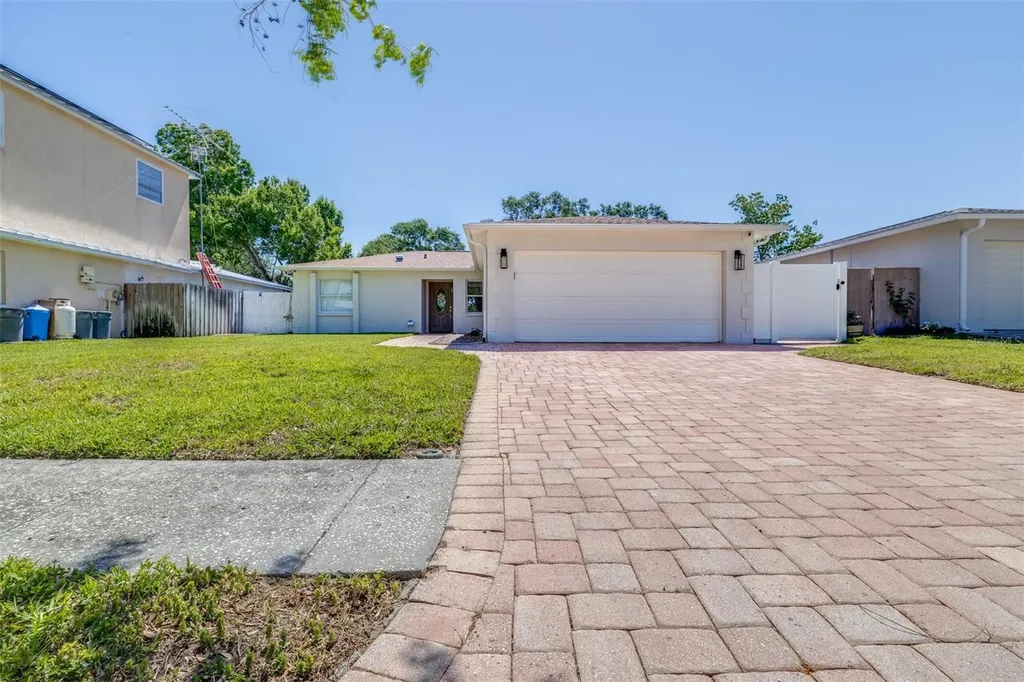 11147 Longhill Drive N Pinellas Park FL 33782