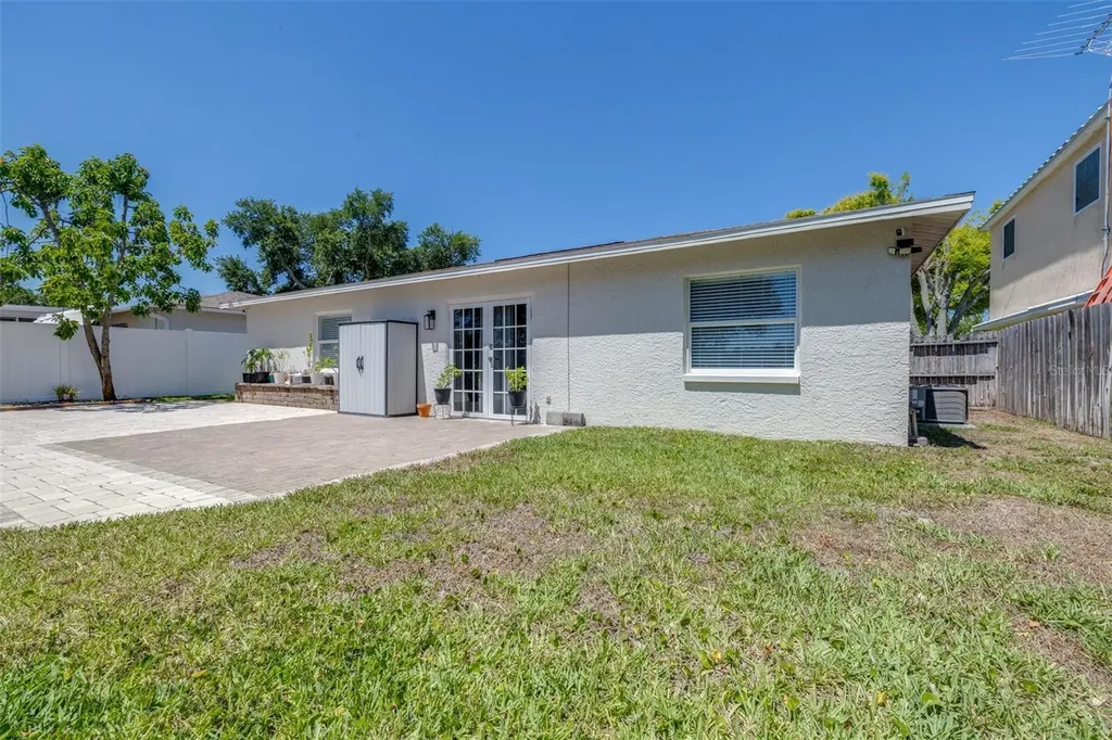 11147 Longhill Drive N Pinellas Park FL 33782