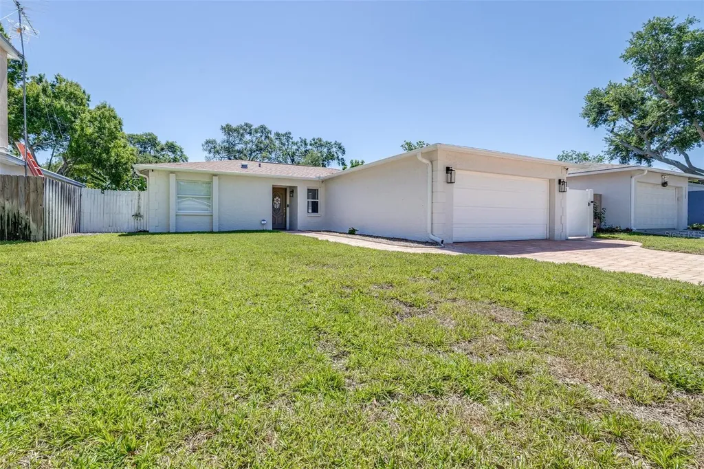 11147 Longhill Drive N Pinellas Park FL 33782
