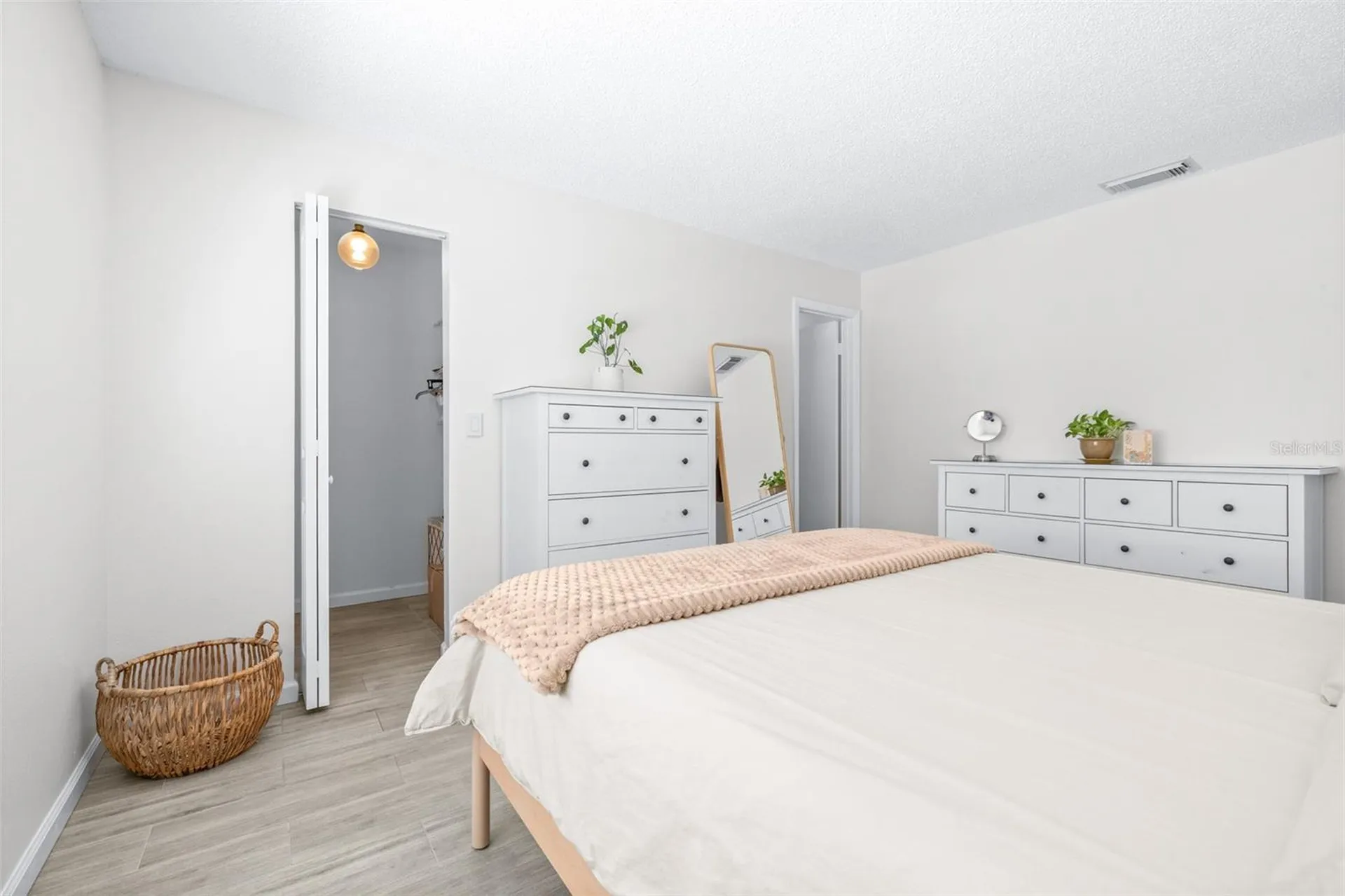 11147 Longhill Drive N Pinellas Park FL 33782